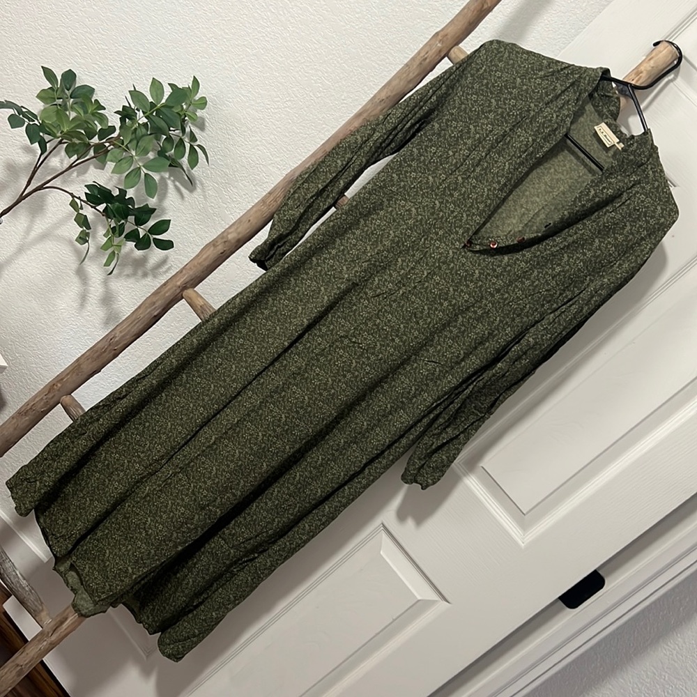 L.L Bean olive floral long dress, size 12 Reg fits like M